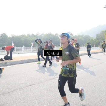 Runner Photo 6926090