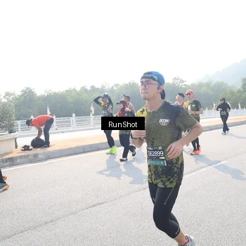 Runner Photo 6926091