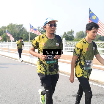 Runner Photo 6926097