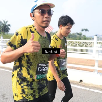 Runner Photo 6926098