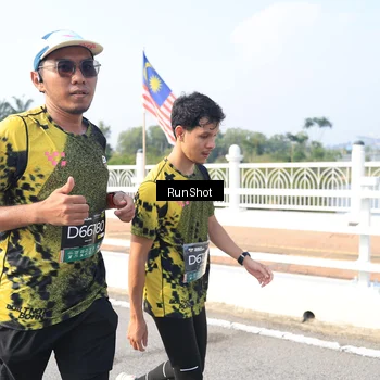 Runner Photo 6926099