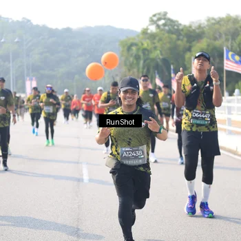 Runner Photo 6926104