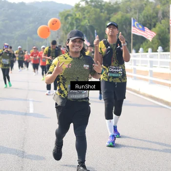 Runner Photo 6926106
