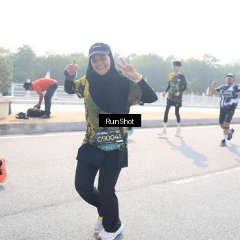 Runner Photo 6926123