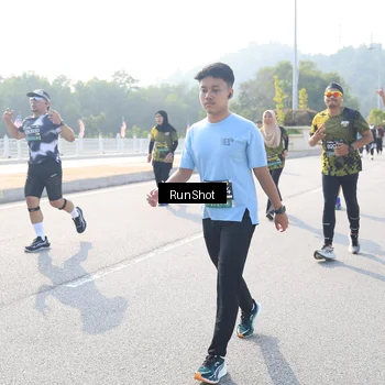 Runner Photo 6926133