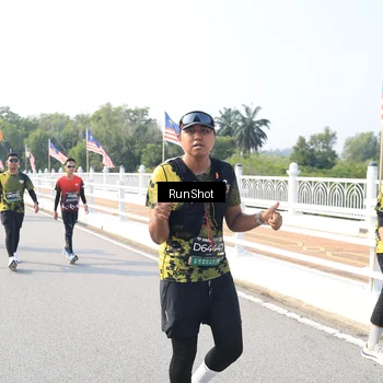Runner Photo 6926137