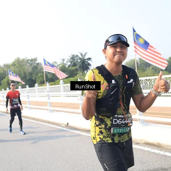 Runner Photo 6926143