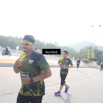 Runner Photo 6926154
