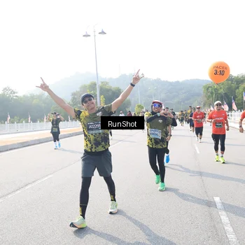 Runner Photo 6926167