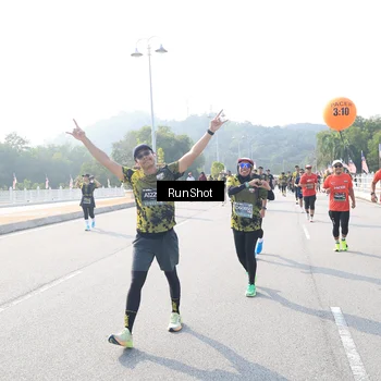 Runner Photo 6926170
