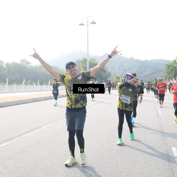 Runner Photo 6926172