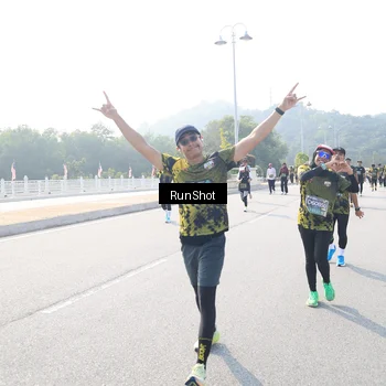 Runner Photo 6926176