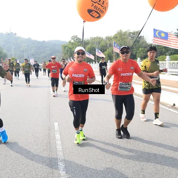Runner Photo 6926191