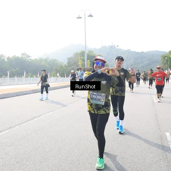 Runner Photo 6926198