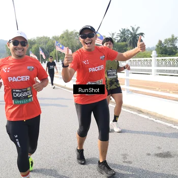 Runner Photo 6926205