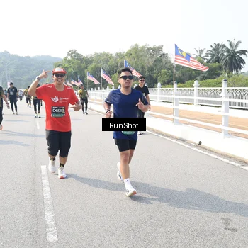 Runner Photo 6926223