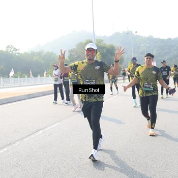 Runner Photo 6926247