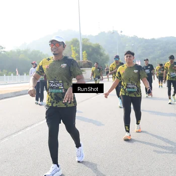 Runner Photo 6926249