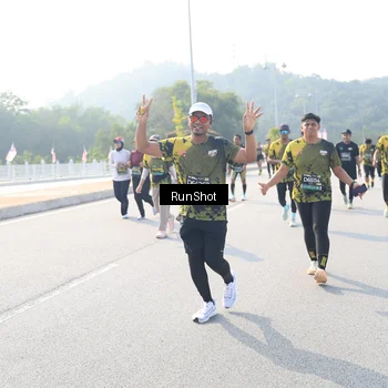 Runner Photo 6926258