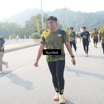 Runner Photo 6926259