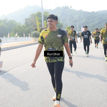 Runner Photo 6926260
