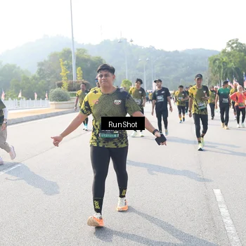 Runner Photo 6926267