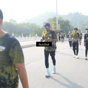 Runner Photo 6926270