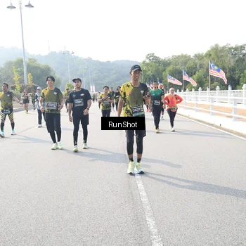 Runner Photo 6926274