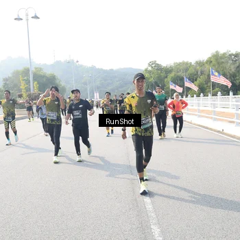 Runner Photo 6926284