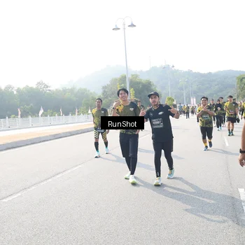 Runner Photo 6926294