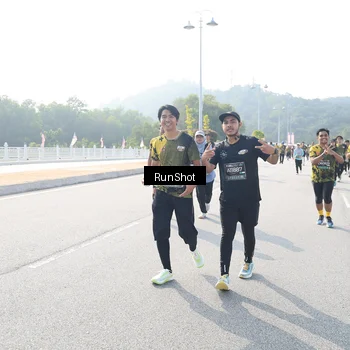 Runner Photo 6926296