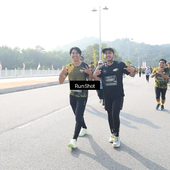 Runner Photo 6926298