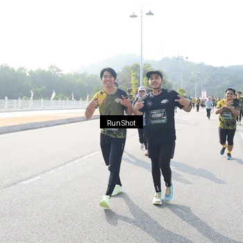 Runner Photo 6926299