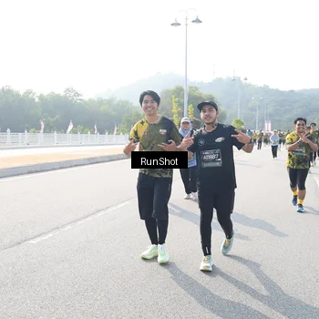 Runner Photo 6926300