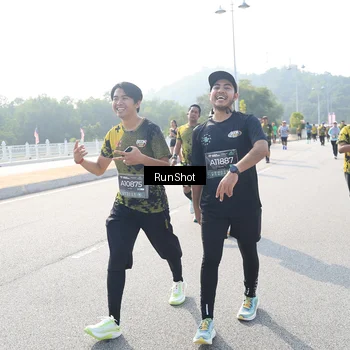 Runner Photo 6926306