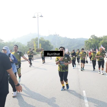 Runner Photo 6926310