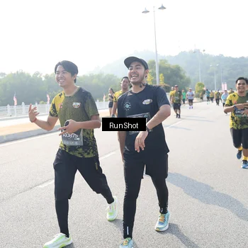 Runner Photo 6926315
