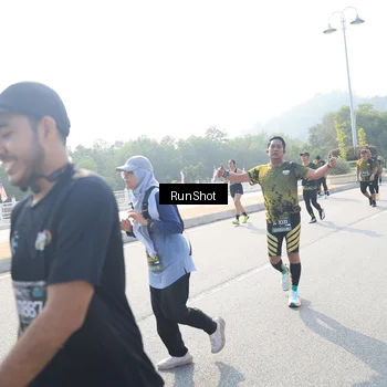 Runner Photo 6926316