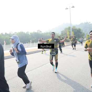 Runner Photo 6926321