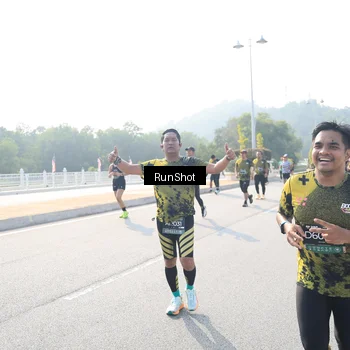 Runner Photo 6926325
