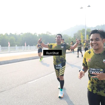 Runner Photo 6926328