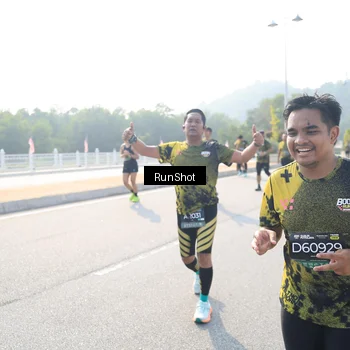 Runner Photo 6926329