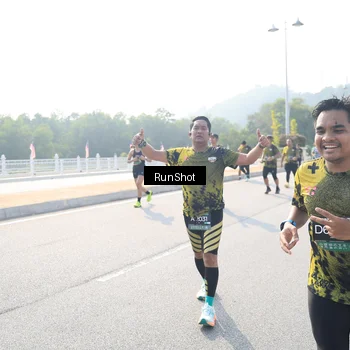 Runner Photo 6926330