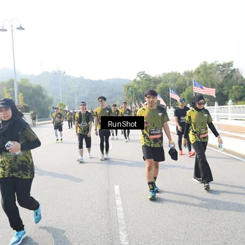 Runner Photo 6926354