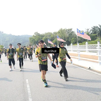 Runner Photo 6926358