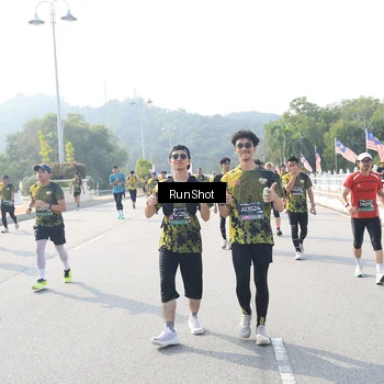 Runner Photo 6926371