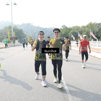 Runner Photo 6926378