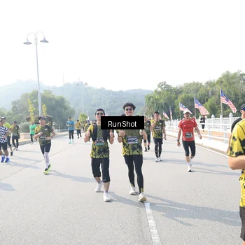 Runner Photo 6926382
