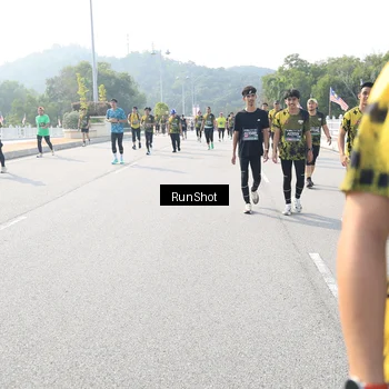 Runner Photo 6926390
