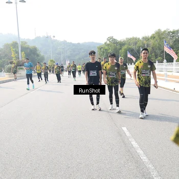 Runner Photo 6926392